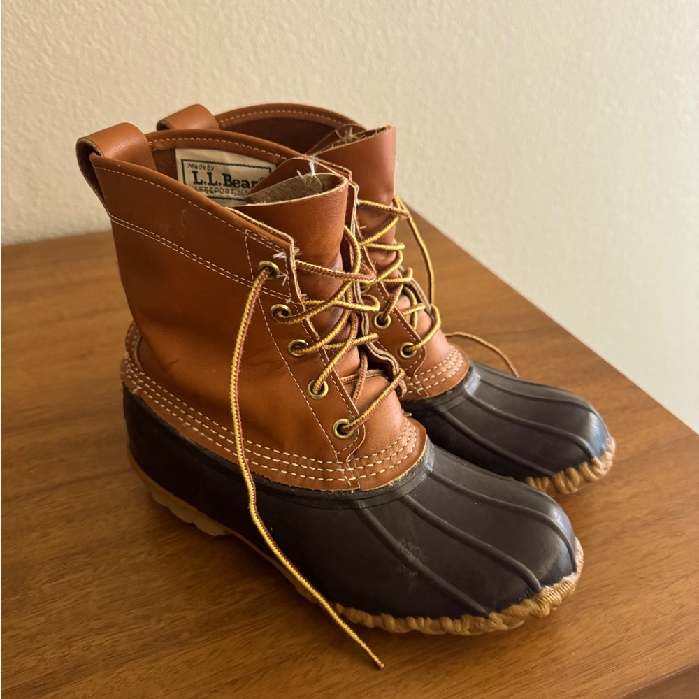 L.L. Bean Tan/Brown Women’s Duck Boots -  Excellent Quality -  Size 6M